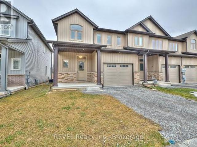 61 Lamb Crescent, Thorold Hurricane/Merrittville, ON, L2V 0G8 house for sale | Listing ID X12076 | Royal LePage