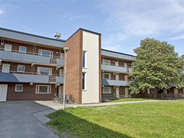61 m2 lägenhet med altan/terrass, Umeå, Västerbotten