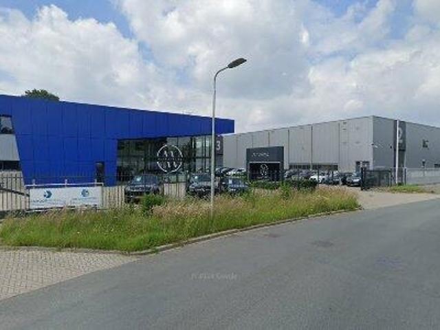 61 m2 office space for rent in Tilburg