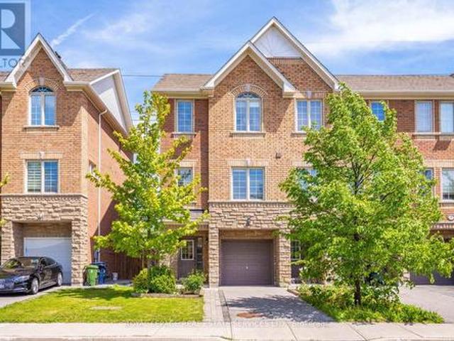 61 Pidgeon Street, Toronto, ON, M1L 0C8 house for sale | Listing ID E13605 | Royal LePage