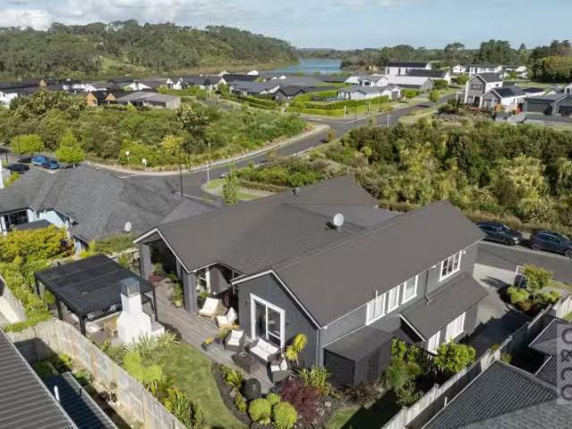 61 Pitoitoi Drive, Riverhead, Rodney