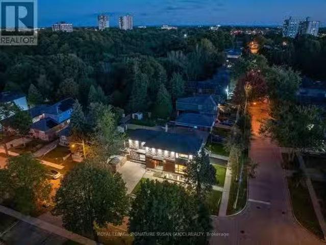 61 Presley Avenue, Toronto, ON, M1L 3P4 house for sale List.