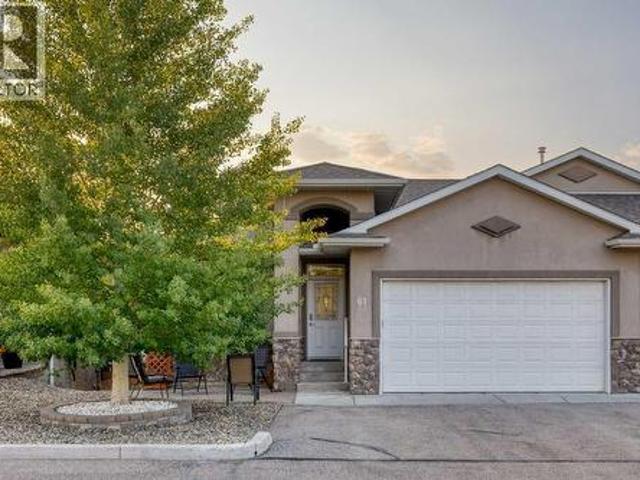 61 River Heights View, Cochrane, AB, T4C 0E6 house for sale | Listing ID A2332 | Royal LePage