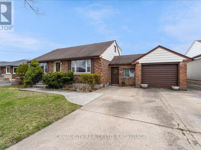 61 Rose Avenue, Thorold Downtown, ON, L2V 3C7 house for sale | Listing ID X12088 | Royal LePage
