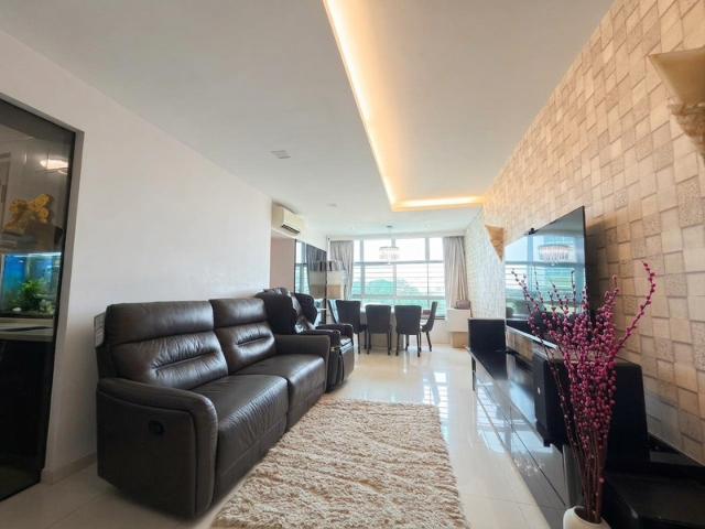 61B Strathmore Avenue HDB Apartment For Sale, $1,199,999, 3 Bed 2 Bath 1,044 sqft $1,149.00 psf