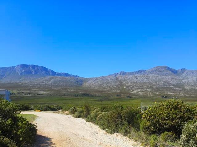 620 m² Land available in Pringle Bay