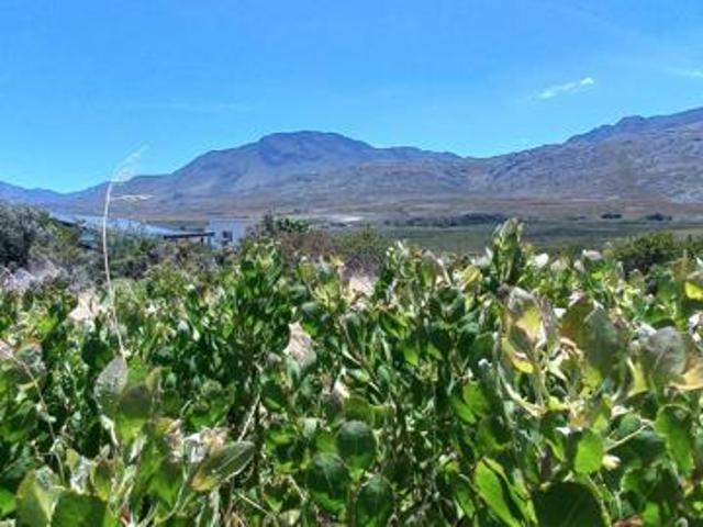 620 m² Land available in Pringle Bay