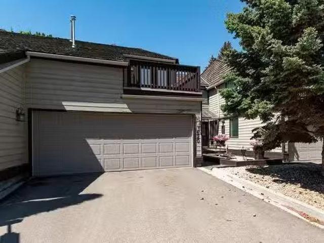 620 Woodbridge Wy, Sherwood Park, AB, T8A 4E4 townhouse for.