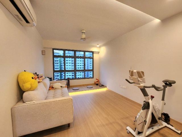 621A Tampines Street 61 HDB Apartment For Sale, $758,000, 3 Bed 2 Bath 1,001 sqft $757.00 psf