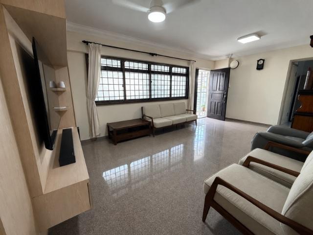 622 Senja Road HDB Apartment For Sale, $565,000, 3 Bed 2 Bath 979 sqft $577.00 psf