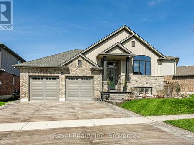 624 Halifax Road, Woodstock North, ON, N4T 0E8 house for sale | Listing ID X13214 | Royal LePage