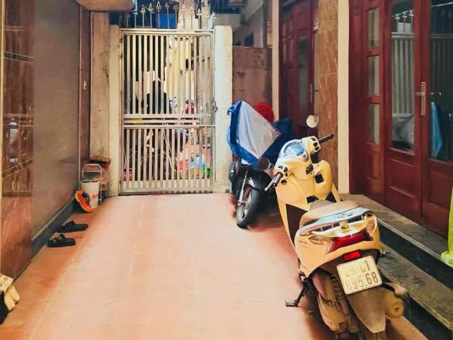 624 Minh Khai ngõ thông sang Times City 72m2 5 tầng 10,5 tỷ