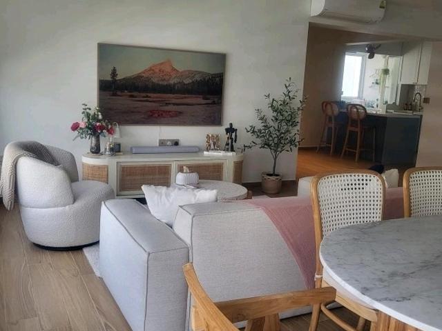 624A Tampines Avenue 12 HDB Apartment For Sale, $1,000,000, 3 Bed 2 Bath 1,216 sqft $822.00 psf