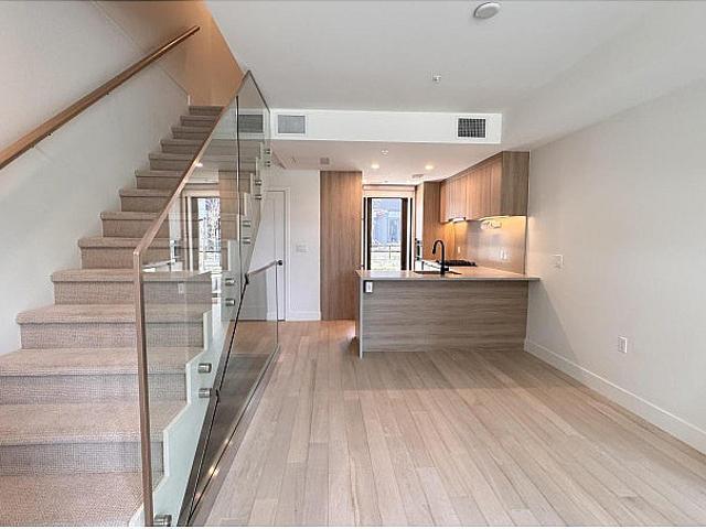 6258 Oak Street Vancouver, British Columbia