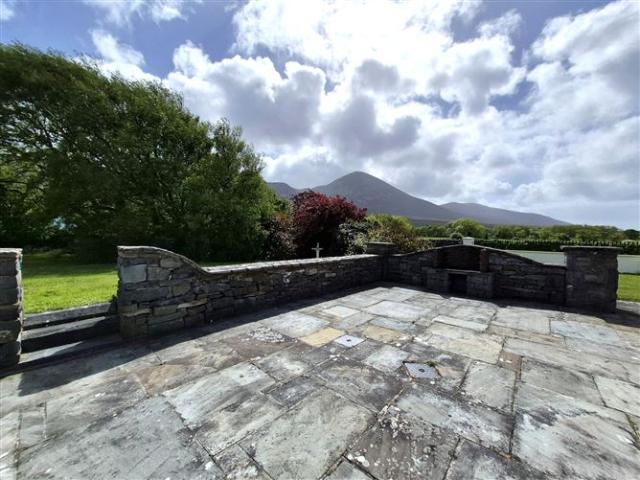 625,000 | Carrowkeel Murrisk, Westport, Co. Mayo Sherry Fitzgerald Crowley 5000 MyHome. Ie Residential