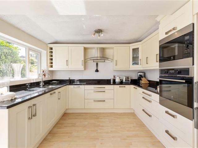 625,000 | 23 Seabury Lane, Malahide, Dublin Sherry FitzGerald Malahide 5005 MyHome. Ie Residential