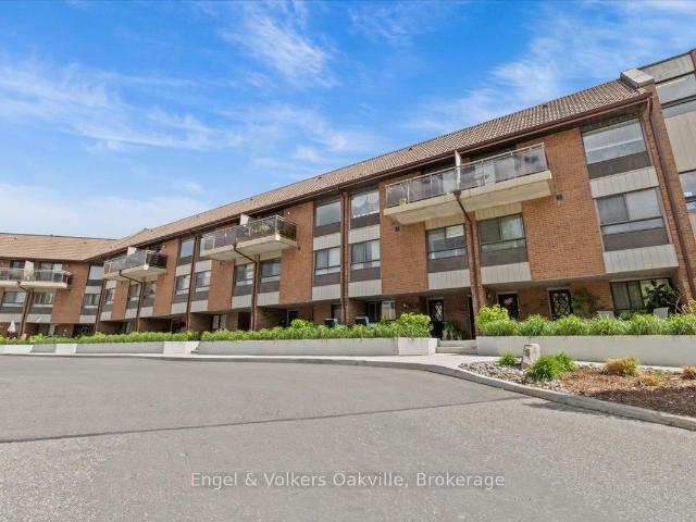 625 1 Cedarglen Gate, Mississauga | For Sale @ $487,995 | Condos. Ca
