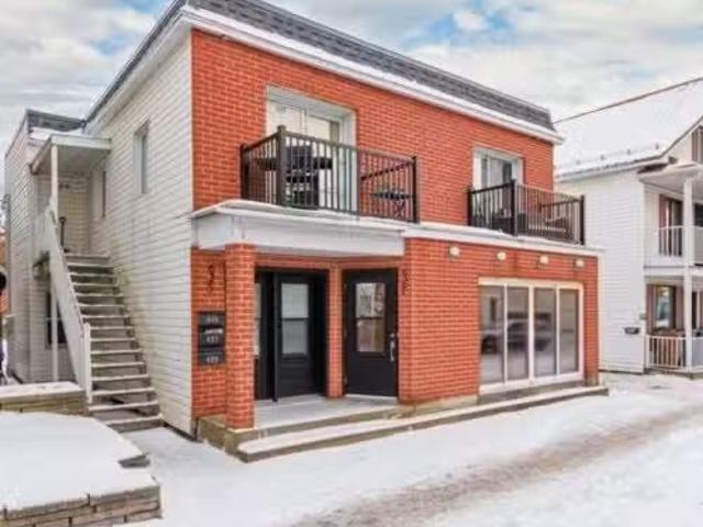 625 631 Av. De Grand Mère, Shawinigan, QC, G9T 2H6 investm.