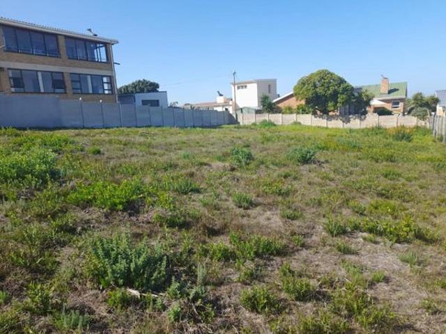 625 m² Land available in Franskraal