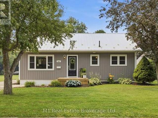 625 Woodside Street, Centre Wellington Fergus, ON, N1M 2M4 house for sale | Listing ID X13580 | Royal LePage