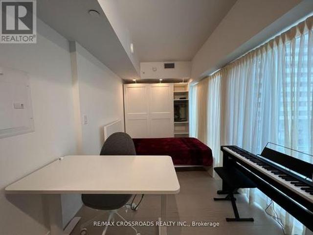 626 955 Bay Street, Toronto, ON, M5S 0C6 lease for lease | Listing ID C13537 | Royal LePage