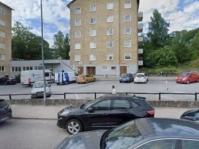 627 m2 kontor uthyres i Solna