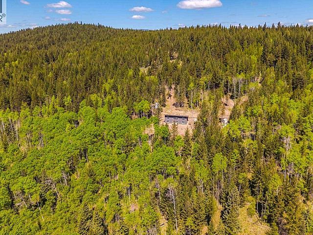 6282 Hillside Drive Forest Grove, British Columbia