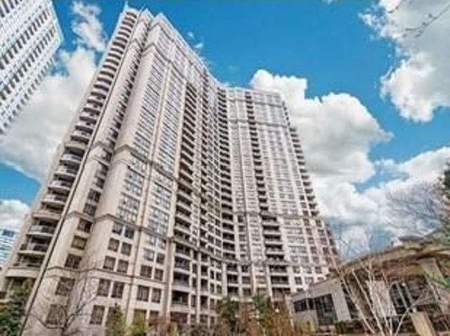 629 3 Duke Of York Boulevard, Mississauga | Leased, W13562 | Condos. Ca