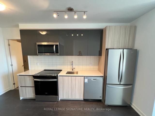 629 3 Keele Street, North York | 2Beds/2Bath, Condo, $2,300/mo | Condos. Ca