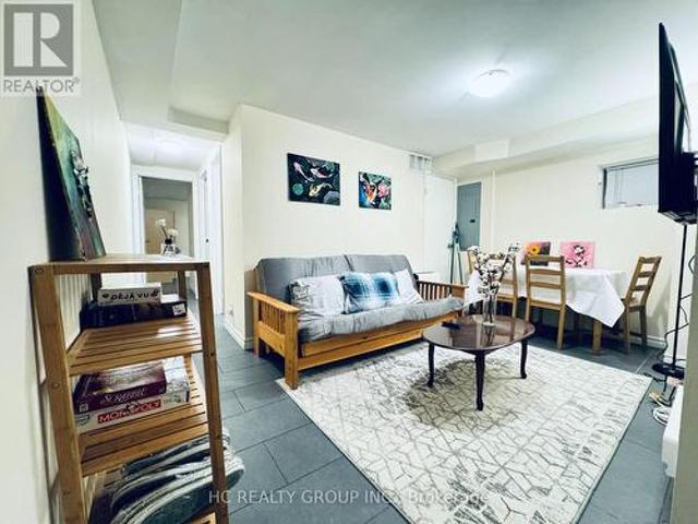 629 Bathurst Street, Toronto, ON, M5S 2R2 house for lease | Listing ID C13607 | Royal LePage