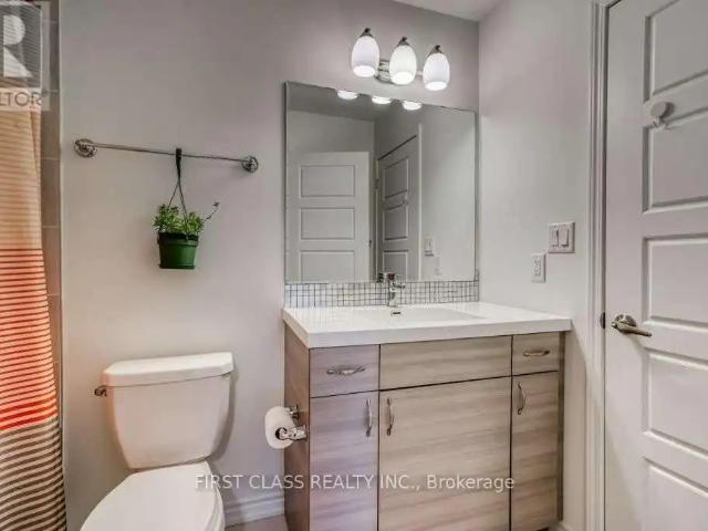 629 LAKING TERRACE