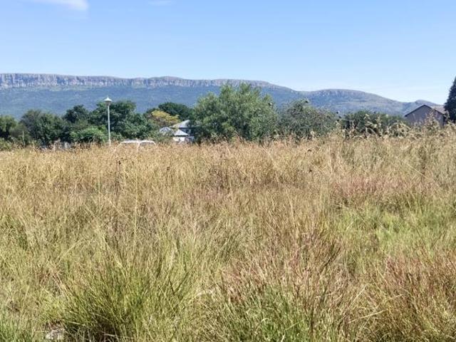 629 m² Land available in Everglades Estate