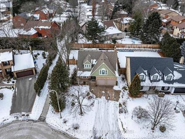 62 Templer Drive, Hamilton Ancaster, ON, L9G 4A9 house for sale | Listing ID X11938 | Royal LePage