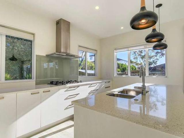 62 Timberland Drive, Millwater, Rodney