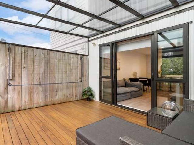 6/2 Brandon Road, Glen Eden, Waitakere City