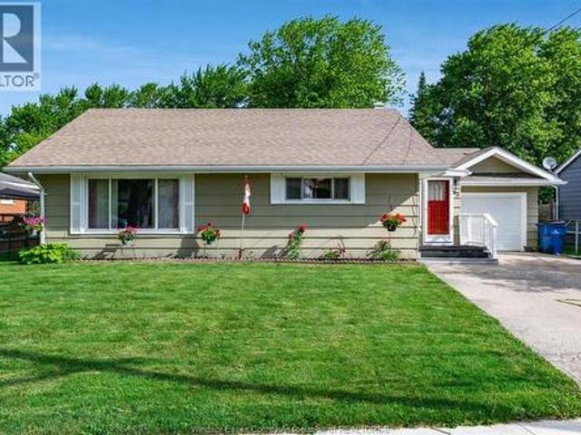 62 Canal Street West, Tilbury, ON, N0P 2L0 house for sale | Listing ID 26014 | Royal LePage