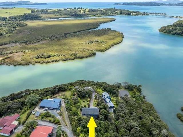 62 Causeway Road, Haruru, Far North