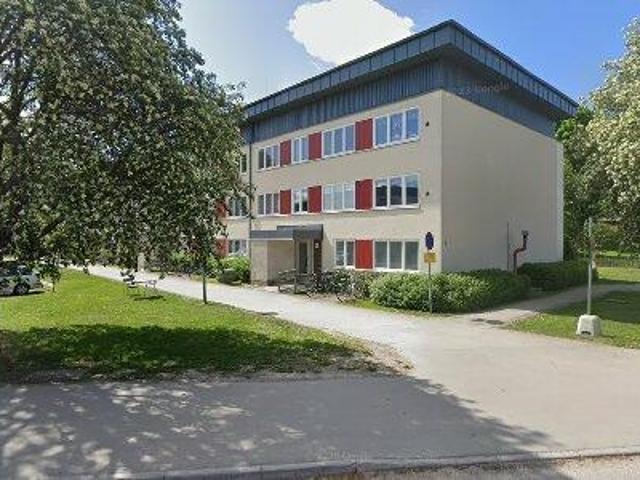 62 m2 lägenhet uthyres i Heby