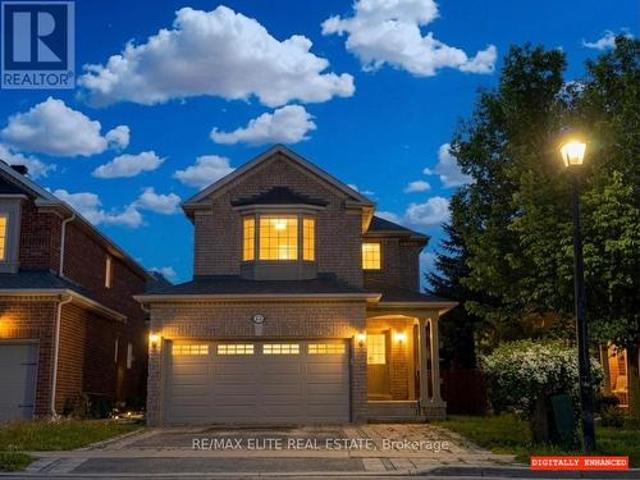 62 Macedonia Court, Newmarket, ON, L3X 2W8 house for sale | Listing ID N13586 | Royal LePage