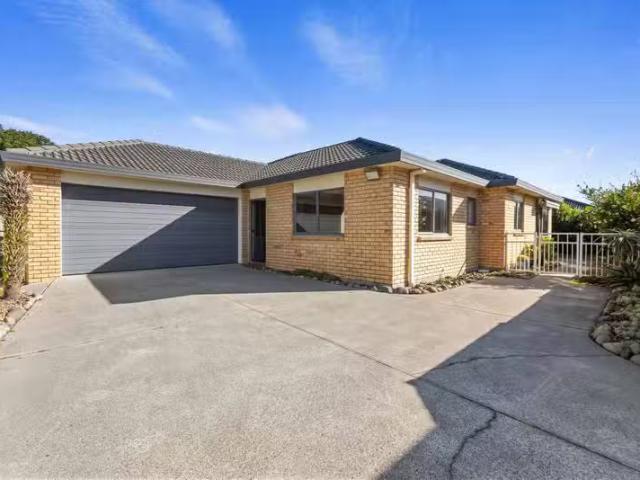 62 Parewaitai Court, Papamoa, Tauranga For Sale