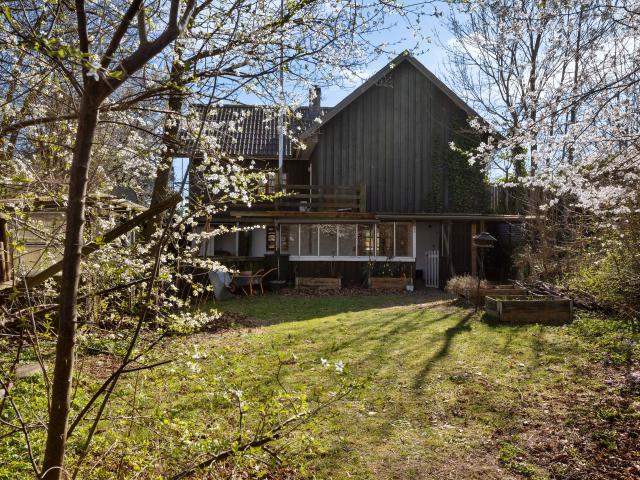 630V409 Krogen 19 Spændende og anderledes stor bolig i 2 plan i kuperet terræn RealMæglerne
