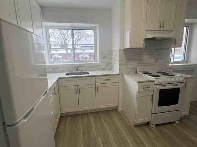 630 Cummings Ave Studio Apartment for Rent at 630 Cummings Ave, Ottawa, ON K1K 2K6 Forbes