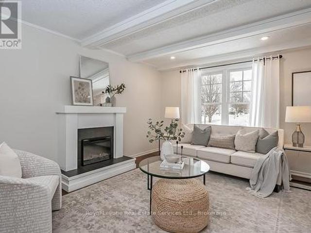 630 Oxford Road, Burlington Roseland, ON, L7N 2R6 house for sale | Listing ID W12330 | Royal LePage