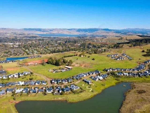 630 m² Land available in St Johns Village