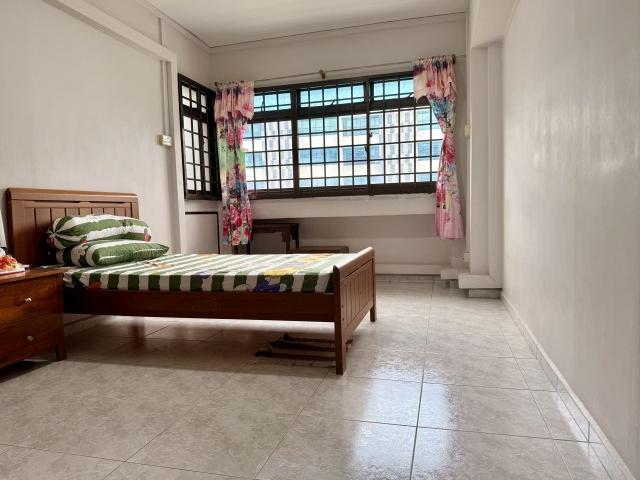 630 Woodlands Ring Road HDB Apartment For Sale, $585,000, 3 Bed 2 Bath 1,087 sqft $538.00 psf
