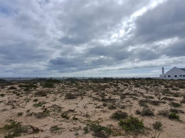 631 m² Land available in Velddrif
