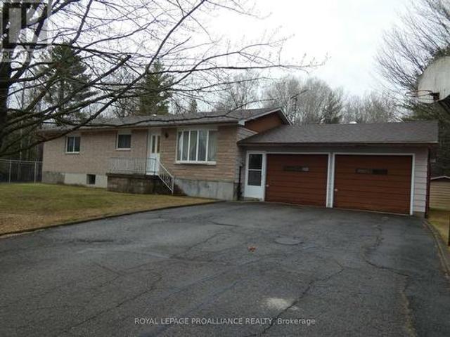 6324 Cty Rd 15 Road, Augusta, ON, K6V 5T2 house for sale | Listing ID X13184 | Royal LePage
