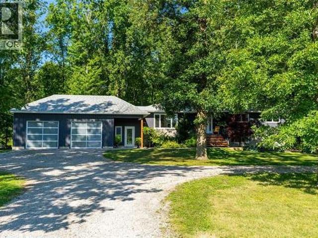 6325 Waterworks Road, Sarnia, ON, N0N 1C0 house for sale | Listing ID 26019 | Royal LePage