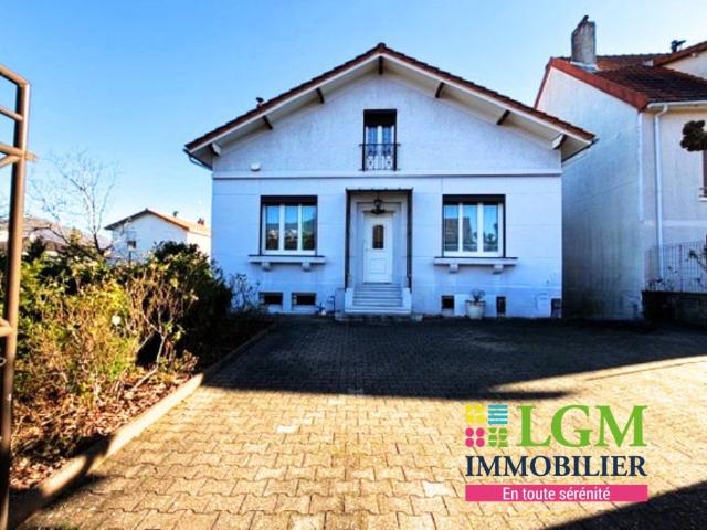 63270 Vic Le Comte secteur Longues, Maison familiale des a. 138m² Vic Le Comte