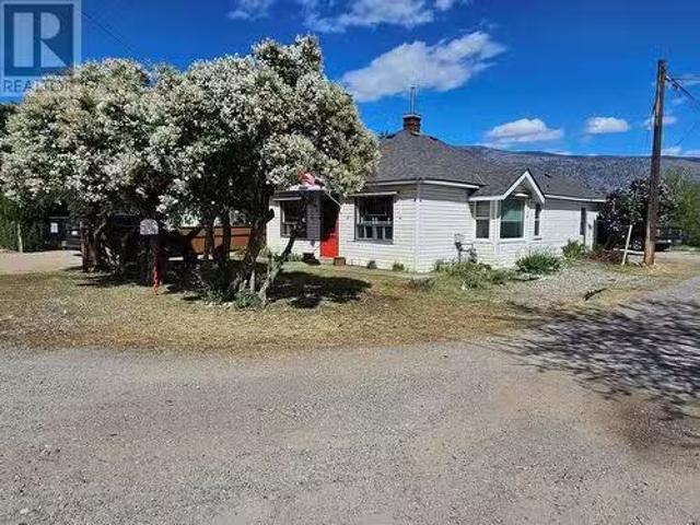 6335 Okanagan Street, Oliver, BC, V0H 1T0 house for sale Li.